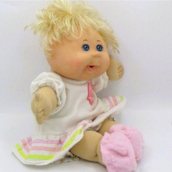 2012 CPK Blonde Hair Doll Blue Eyes Heart Dress By Jakks Pacific - 13" PA - Picture 2 of 7